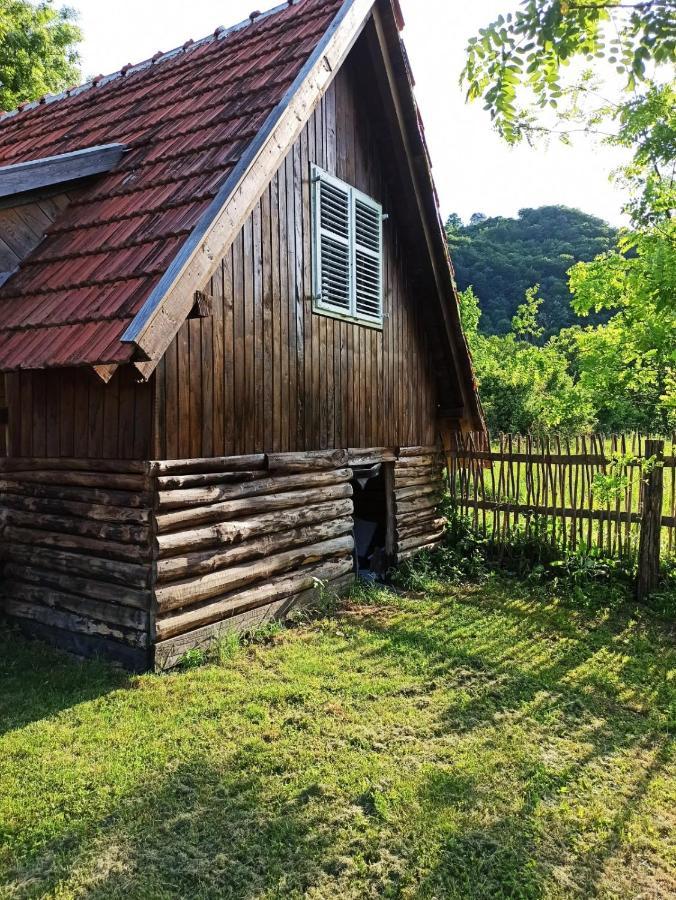 Bungalov Cozy Una Villa Kulen Vakuf Eksteriør billede